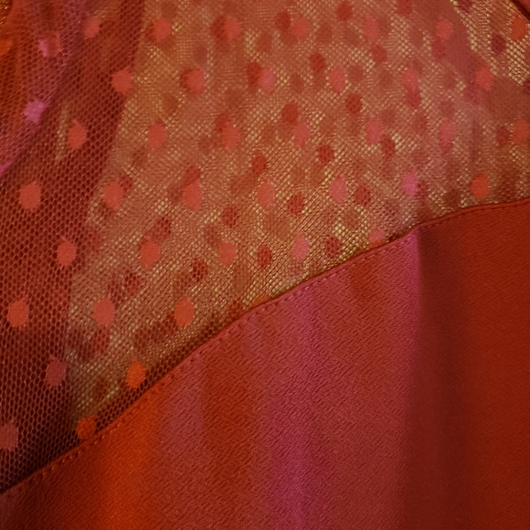 Red plenum flare top - Picture 2 of 2